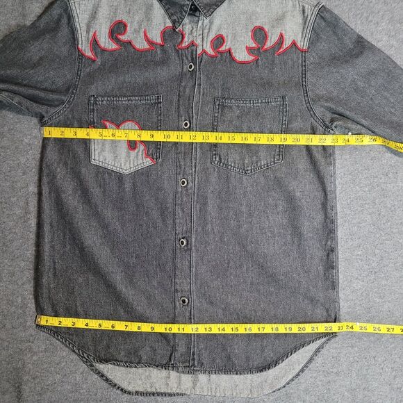 Vintage LA Blues Black Denim w/ Flames Applique Long Sleeve Shirt Size Medium - Picture 4 of 10